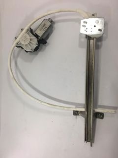 RSA Renault 9 11 Elektrikli Sag Ön Cam Krikosu