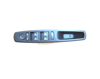 TRITON Fluence On Sol Cam Acma Butonu Cift Soketli